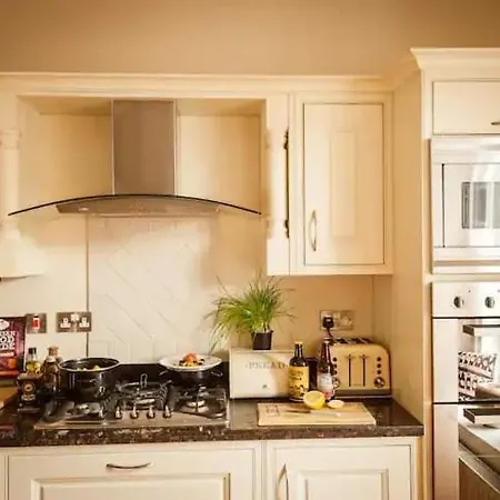 14 Wolfe Tone Square 5 Bed Townhouse Casa vacanze *