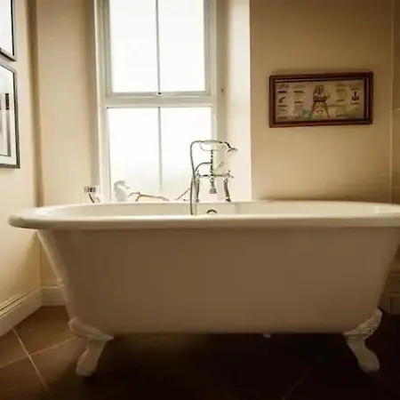 14 Wolfe Tone Square 5 Bed Townhouse Casa vacanze